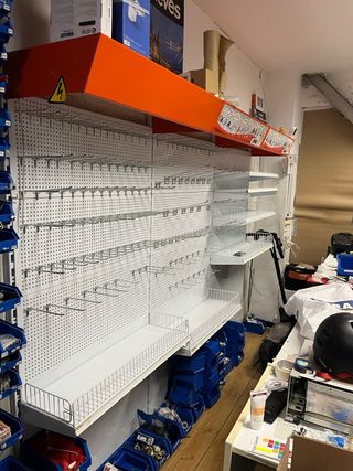 Mobiliario Tienda Electricidad