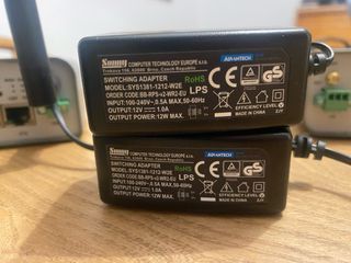 2x Advantech UR5I V2B Router GSM UMTS, industrial