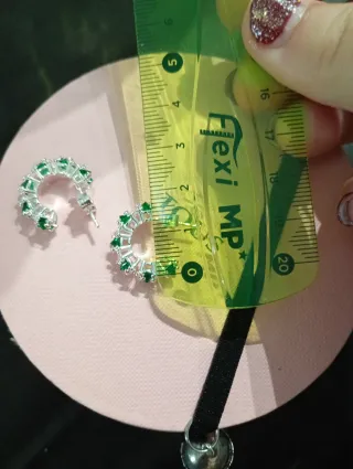 Pendientes Aro con Circonitas Verdes