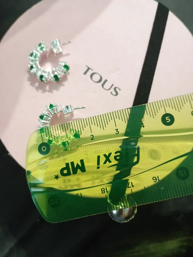 Pendientes Aro con Circonitas Verdes