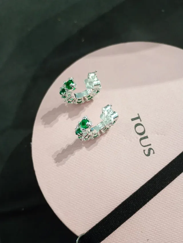 Pendientes Aro con Circonitas Verdes