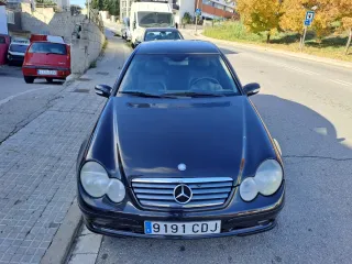Mercedes-Benz  CLK 2003