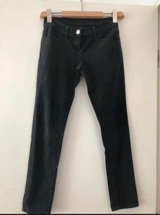 Pantaloni neri con ricamo
