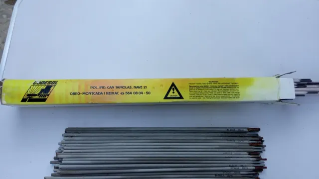 Caja Electrodos 3.25 x 450mm E7016 + Regalo