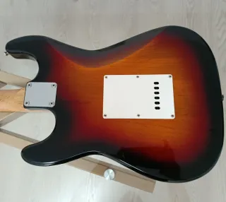 Squier Stratocaster Standard III Korea