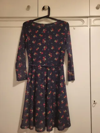 Vestido Springfield floral talla S