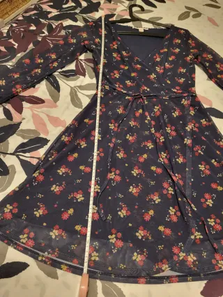 Vestido Springfield floral talla S