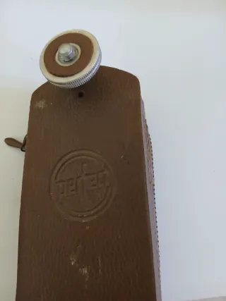 Cámara fotos Enna Werk años 50 + trípode