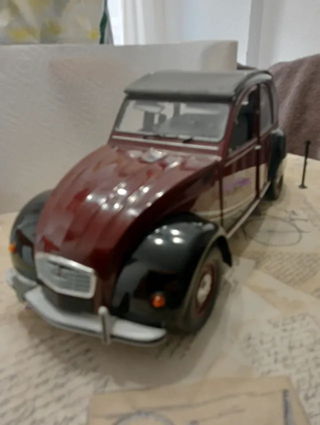 Citroën 2CV Charleston escala  1:6 Altaya
