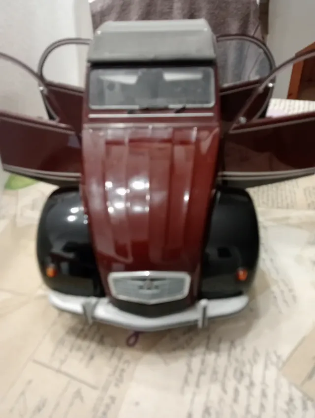 Citroën 2CV Charleston escala  1:6 Altaya