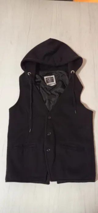 Gilet Alcott Uomo Nero con Cappuccio