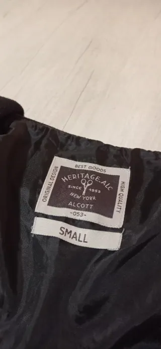 Gilet Alcott Uomo Nero con Cappuccio