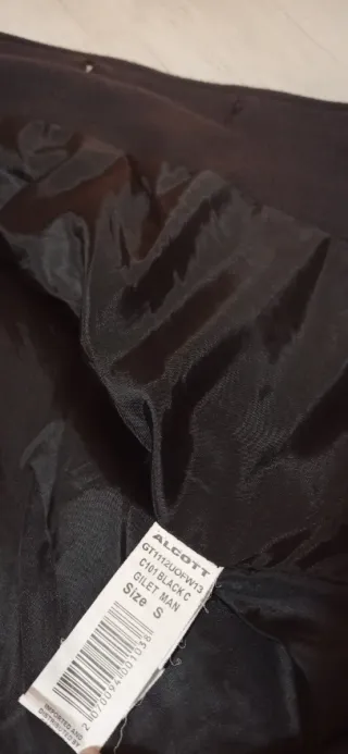 Gilet Alcott Uomo Nero con Cappuccio