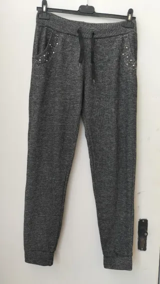 Pantalón gris mujer cómodo y suave