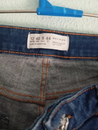 Pantalón vaquero flare talla 40