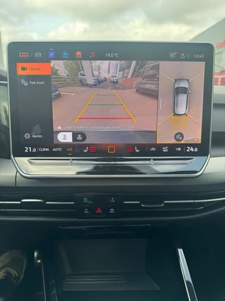 VW Golf 8.5 R-Line 2.0TDi 150cv automatico