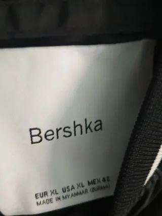 Chaqueta impermeable negra Talla XL