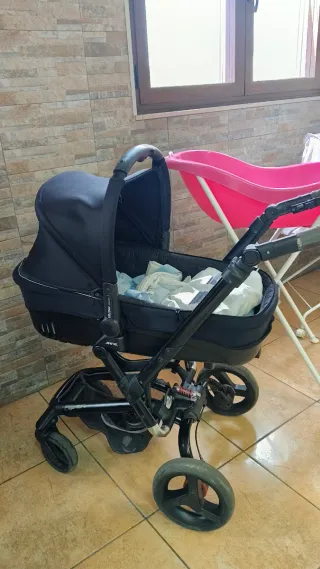 Silla de paseo y capazo bebé
