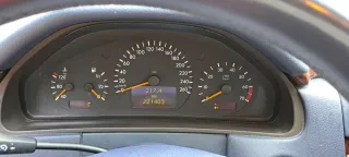 Mercedes-Benz Clase E 2000