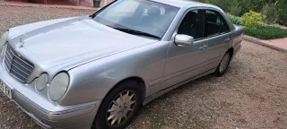 Mercedes-Benz Clase E 2000