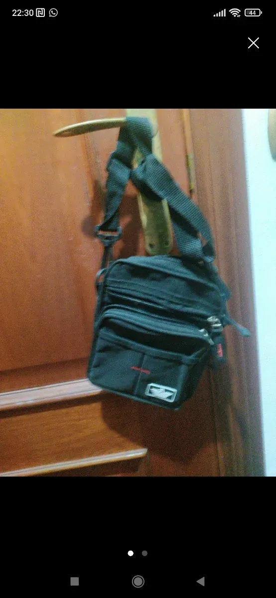 Borsa a tracolla nera da uomo