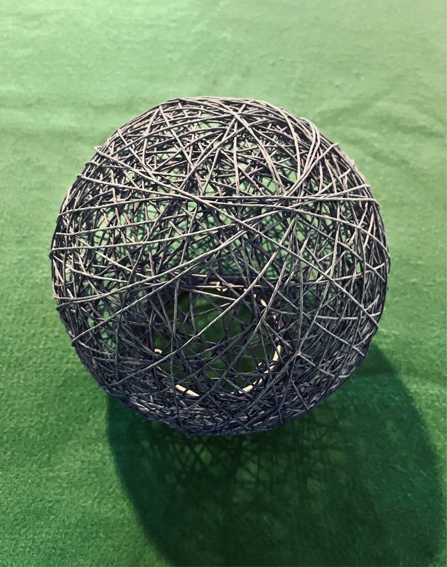 Lámpara colgante de alambre azul