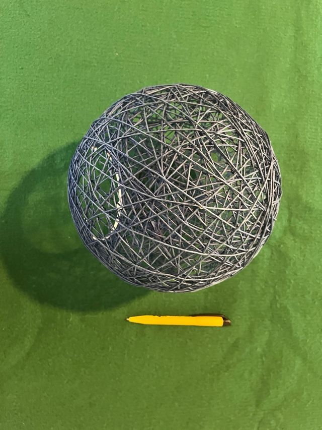 Lámpara colgante de alambre azul