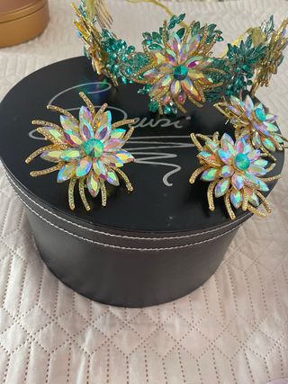 Tiara Novia Corona Flores Oro y Verde