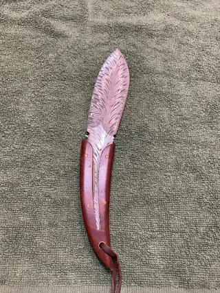 Cuchillo artesanal con funda