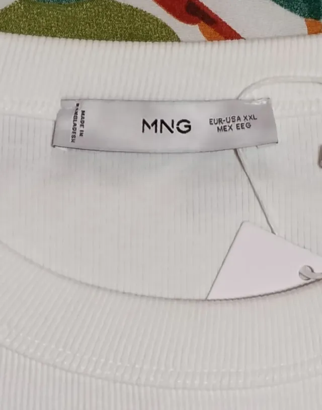 Camiseta blanca Mango Talla XXL