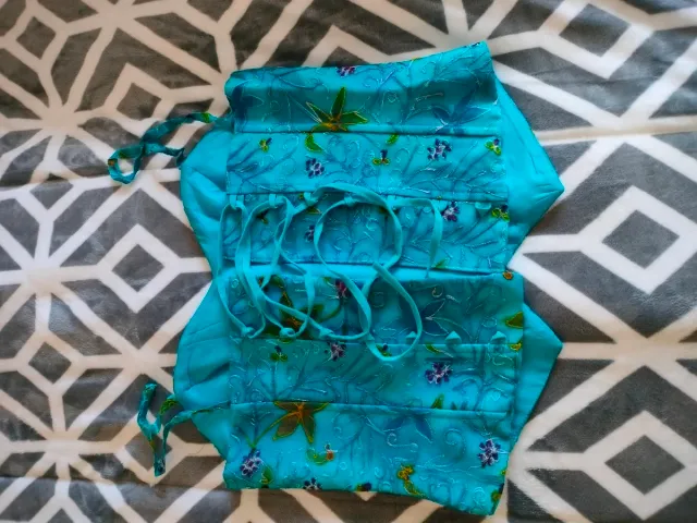 Vestido de fiesta azul turquesa