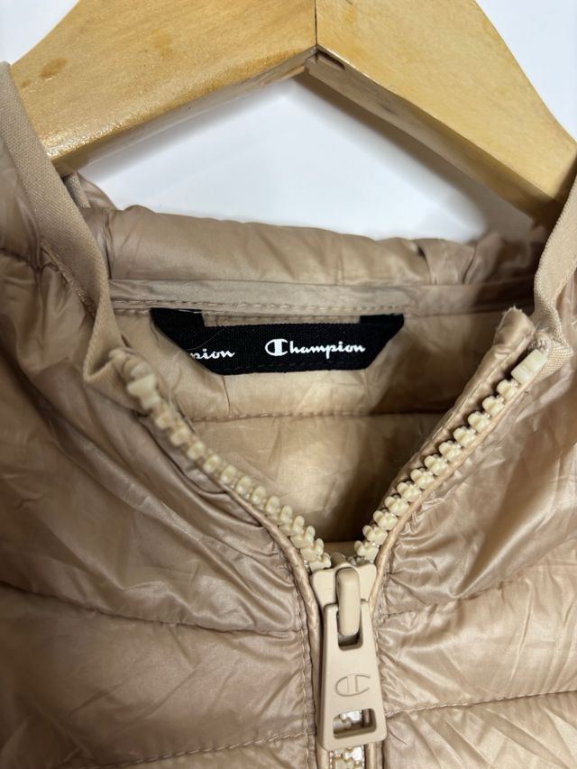 Cazadora Champion Vintage Beige | EXCLUSIVA