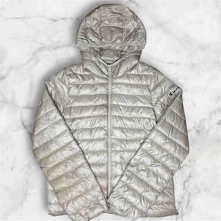 Cazadora Champion Vintage Beige | EXCLUSIVA