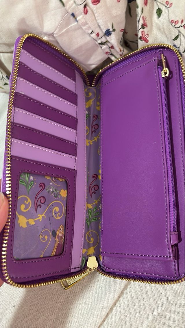 Monedero Loungefly Rapunzel Nuevo