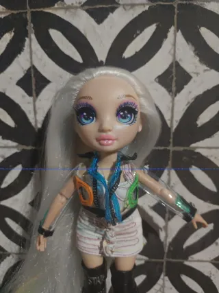 Muñeca Rainbow High