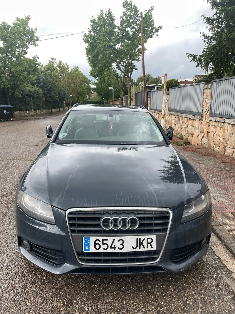 Audi A4 2011 - foto 1