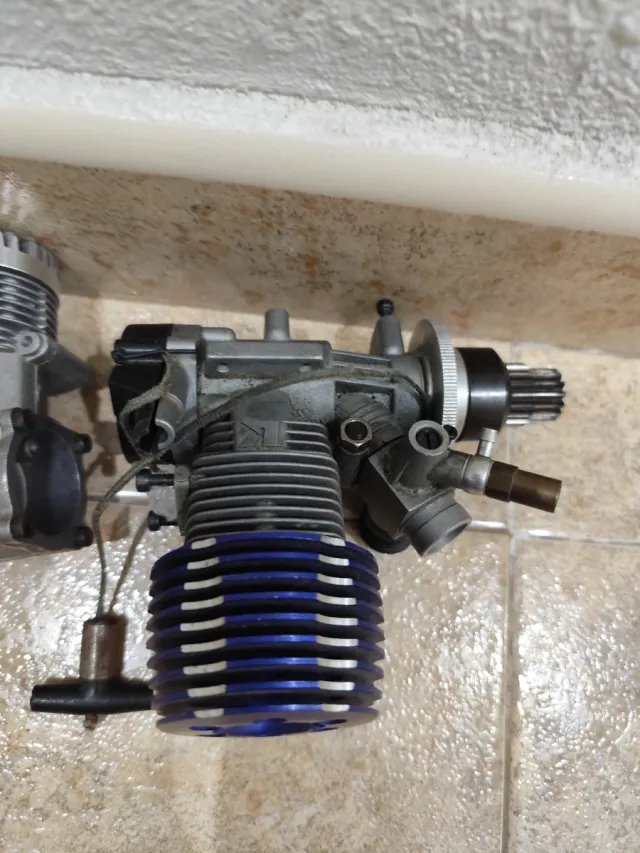 Motores RC LEO y  Kyosho GXR 28