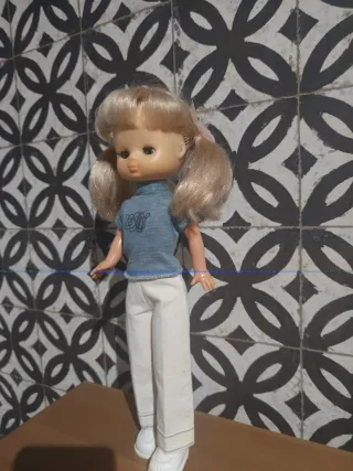 Muñeca Lesly vintage desnuda de los años 70/80.