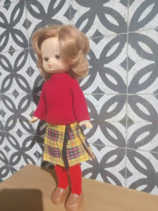 Muñeca Lesly vintage desnuda de los 70/80 .