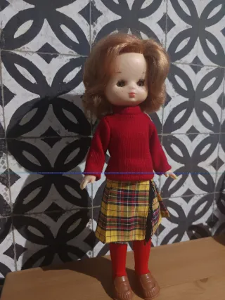 Muñeca Lesly vintage desnuda de los 70/80 .