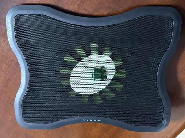 Base Refrigeradora MYRIA para Portátil