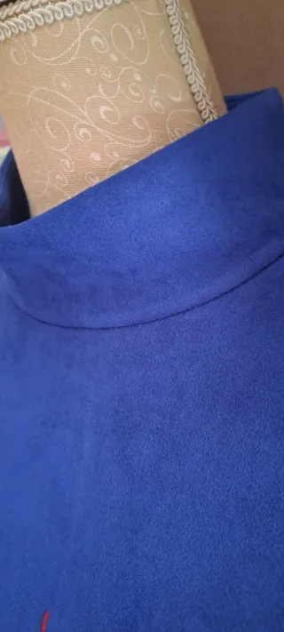 Blusa Zara floral azul talla M