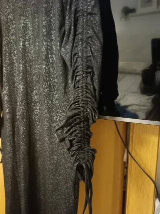 Vestido fiesta negro destellos plata Talla M