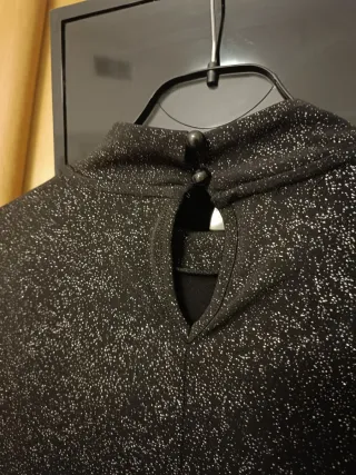 Vestido fiesta negro destellos plata Talla M