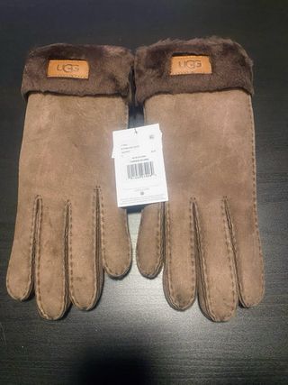 Luvas UGG Castanhas Com Pelo