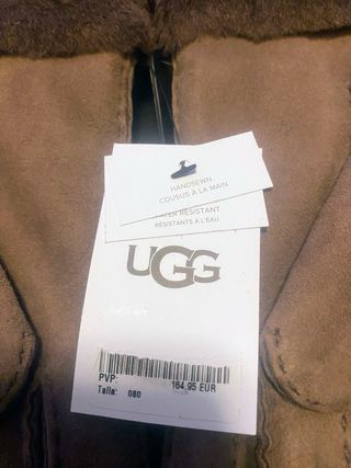 Luvas UGG Castanhas Com Pelo