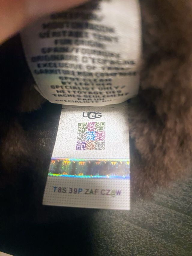 Luvas UGG Castanhas Com Pelo