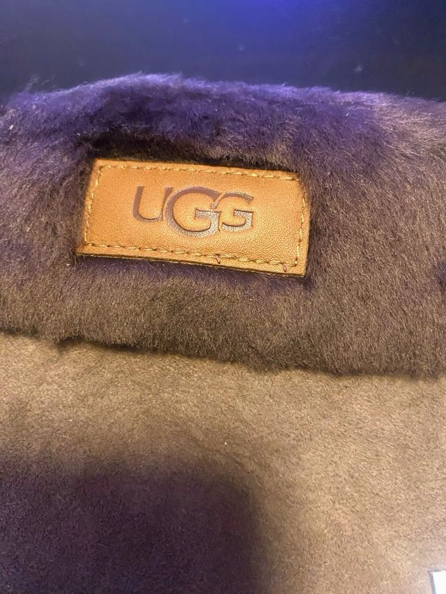 Luvas UGG Castanhas Com Pelo