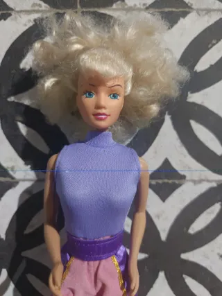 Muñeca vintage estilo Barbie
