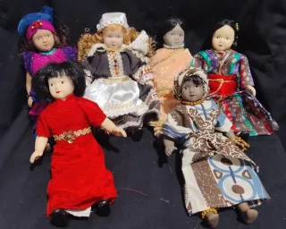 Bambole porcellana mondo set 6 pezzi